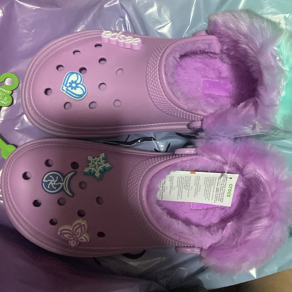 Aespa crocs new with tags